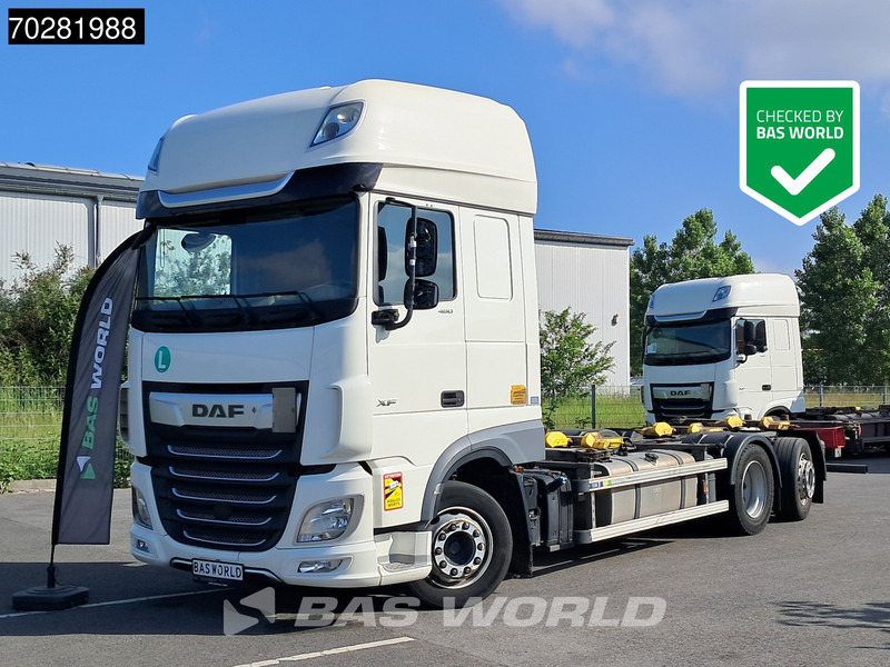 DAF XF 480 6X2 SSC Retarder 2x Tanks Lift+Lenkachse ACC LED - 集装箱运输车/ 可拆卸车身的卡车:图1 DAF XF 480 6X2 SSC Retarder 2x Tanks Lift+Lenkachse ACC LED - 集装箱运输车/ 可拆卸车身的卡车:图1