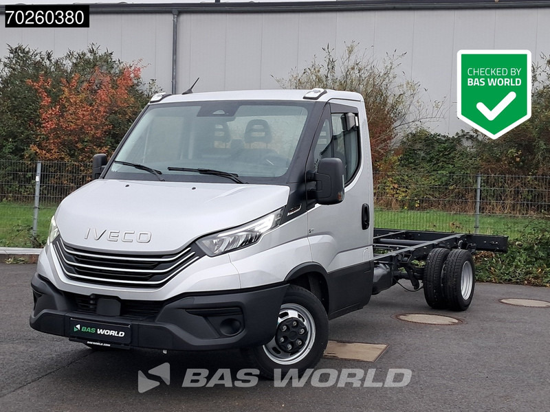 Iveco Daily 35C21 Neu! 3.0L 2025-Modell Automatik 210PS Radstand 410 Fahrgestell Doppelbereifung LED ACC Klima Euro6 Chassis A/C - 小型货车:图1 Iveco Daily 35C21 Neu! 3.0L 2025-Modell Automatik 210PS Radstand 410 Fahrgestell Doppelbereifung LED ACC Klima Euro6 Chassis A/C - 小型货车:图1