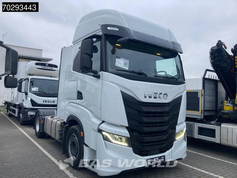 Iveco S-Way 490 4X2 Retarder Standairco 2xTanks ACC LED Navi Euro 6 - 牵引车:图2 Iveco S-Way 490 4X2 Retarder Standairco 2xTanks ACC LED Navi Euro 6 - 牵引车:图2