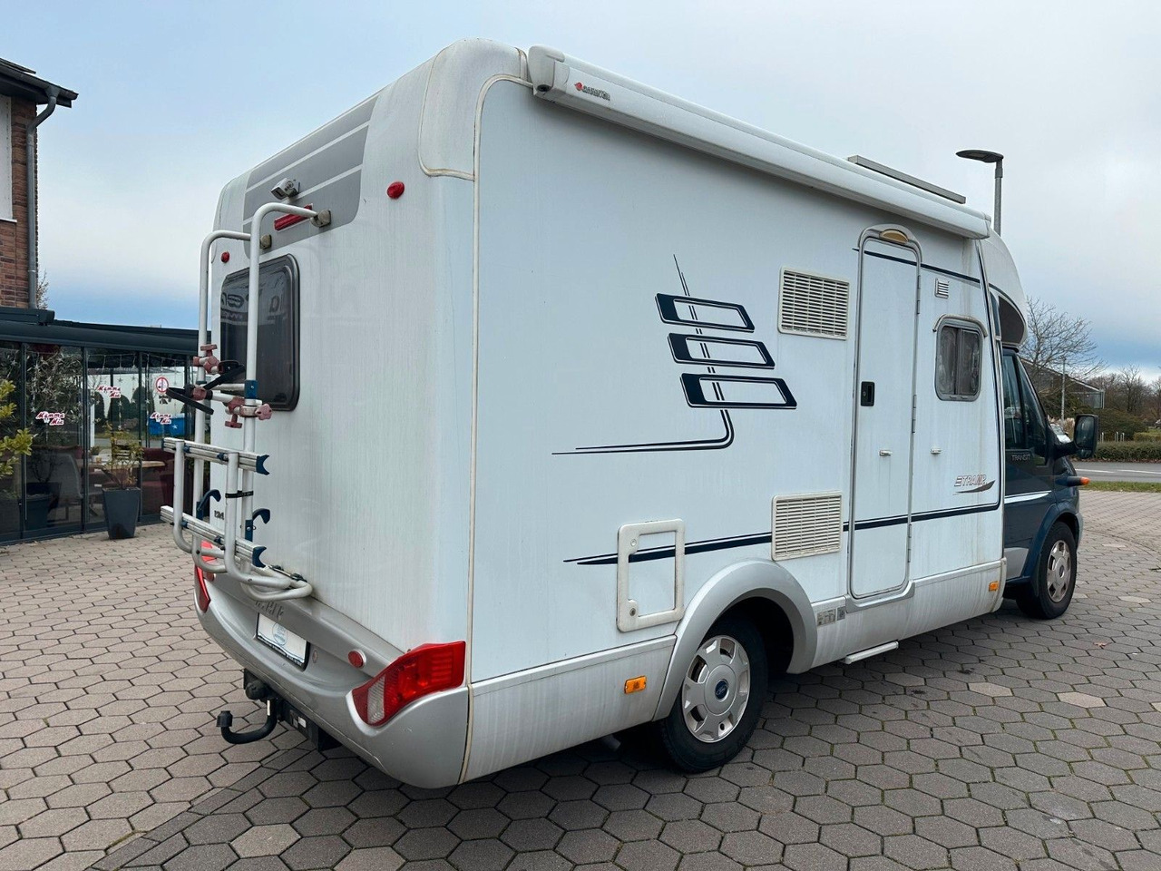 HYMER / ERIBA / HYMERCAR TRAMP T 572 CL/Festbett/Klima/Markise HYMER / ERIBA / HYMERCAR TRAMP T 572 CL/Festbett/Klima/Markise - 半集成房车:图5 HYMER / ERIBA / HYMERCAR TRAMP T 572 CL/Festbett/Klima/Markise HYMER / ERIBA / HYMERCAR TRAMP T 572 CL/Festbett/Klima/Markise - 半集成房车:图5