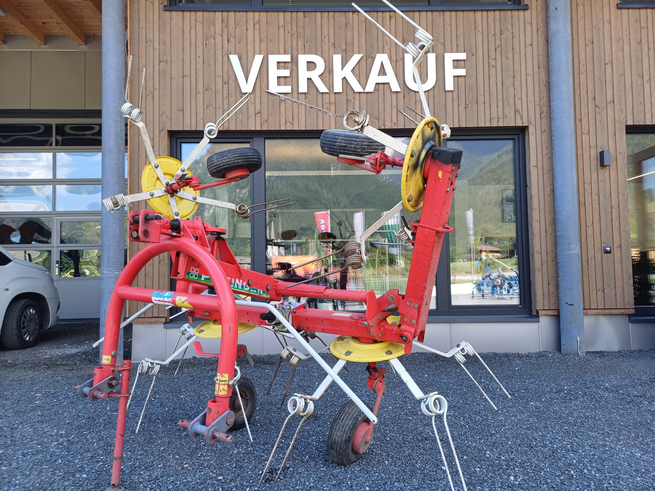 翻草机/ 搂草机 Pöttinger Hit 44 N (23952):图7 翻草机/ 搂草机 Pöttinger Hit 44 N (23952):图7