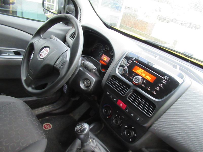 紧凑型面包车 Fiat Dobló Cargo 1.3 M-Jet 66KW SX Airco - Klima ! Orig. KM !：图6