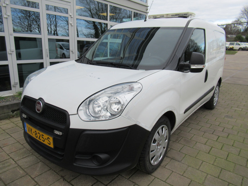 Fiat Dobló Cargo 1.4 T-Jet Nat. Pow. Benzine + CNG 97,65 Liter - 紧凑型面包车:图4 Fiat Dobló Cargo 1.4 T-Jet Nat. Pow. Benzine + CNG 97,65 Liter - 紧凑型面包车:图4