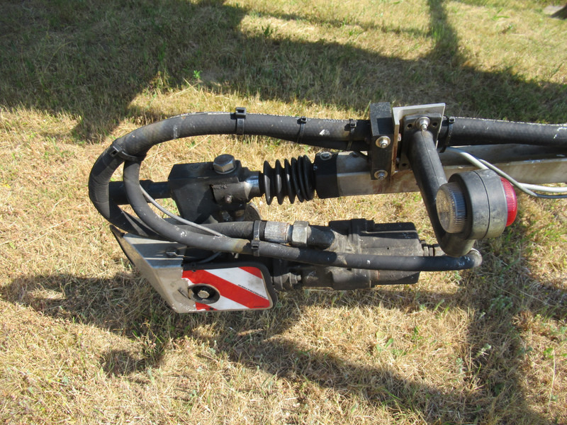 NIDO STRATOS B11-24 PAXN 1,1 m3 + 500L Zoutstrooier Salzstreuer - 撒沙机/ 撒盐机:图5 NIDO STRATOS B11-24 PAXN 1,1 m3 + 500L Zoutstrooier Salzstreuer - 撒沙机/ 撒盐机:图5