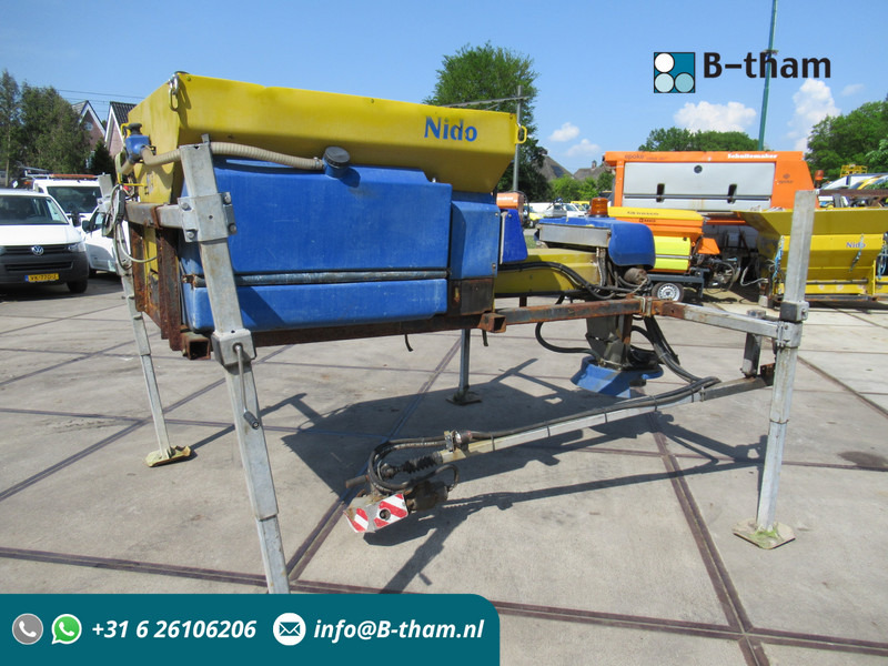 NIDO STRATOS B11K-24 PCXN350 1,1M3 + 500L Rotopower Salzstreuer Salt Spreader Zoutstrooier - 撒沙机/ 撒盐机:图1 NIDO STRATOS B11K-24 PCXN350 1,1M3 + 500L Rotopower Salzstreuer Salt Spreader Zoutstrooier - 撒沙机/ 撒盐机:图1