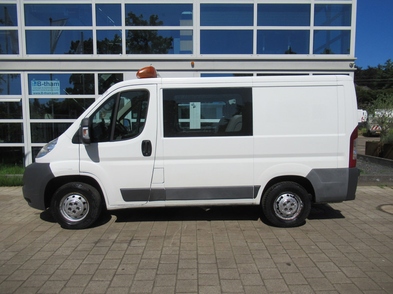Peugeot Boxer 330 2.2 HDI 96KW L1H P+ DOKA Dubbelcabine AIRCO - 紧凑型面包车, 康比货车:图2 Peugeot Boxer 330 2.2 HDI 96KW L1H P+ DOKA Dubbelcabine AIRCO - 紧凑型面包车, 康比货车:图2