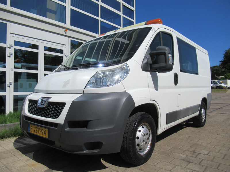 Peugeot Boxer 330 2.2 HDI 96KW L1H P+ DOKA Dubbelcabine AIRCO - 紧凑型面包车, 康比货车:图4 Peugeot Boxer 330 2.2 HDI 96KW L1H P+ DOKA Dubbelcabine AIRCO - 紧凑型面包车, 康比货车:图4