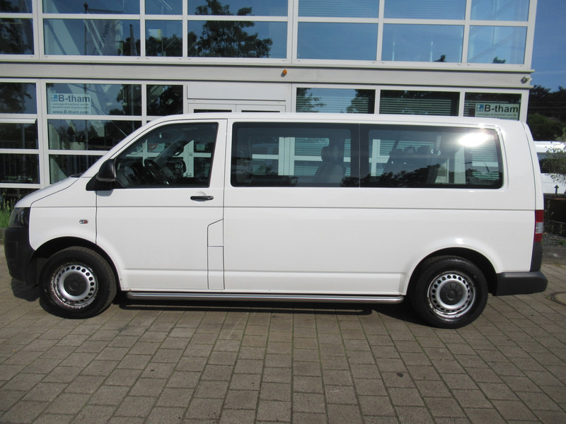 小型巴士, 小型客车 Volkswagen Transporter Kombi T5 2.0 TDI 62KW L2H1 Comf. 9-Personen：图5