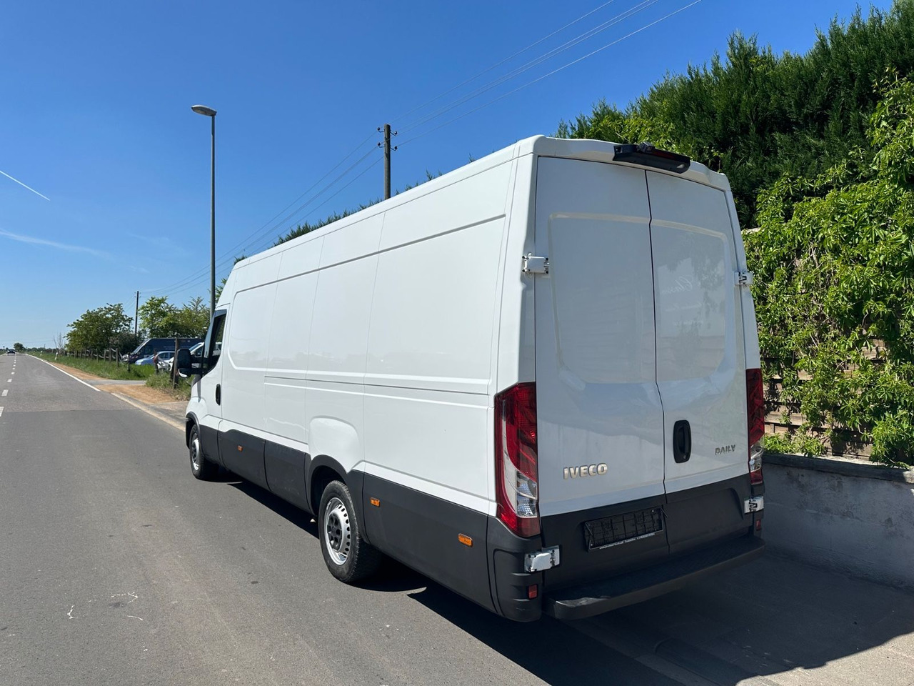 Iveco Daily 35S14 *MAXI* Radstand 4100*Kamera*TOP - 无侧窗厢式货车:图2 Iveco Daily 35S14 *MAXI* Radstand 4100*Kamera*TOP - 无侧窗厢式货车:图2