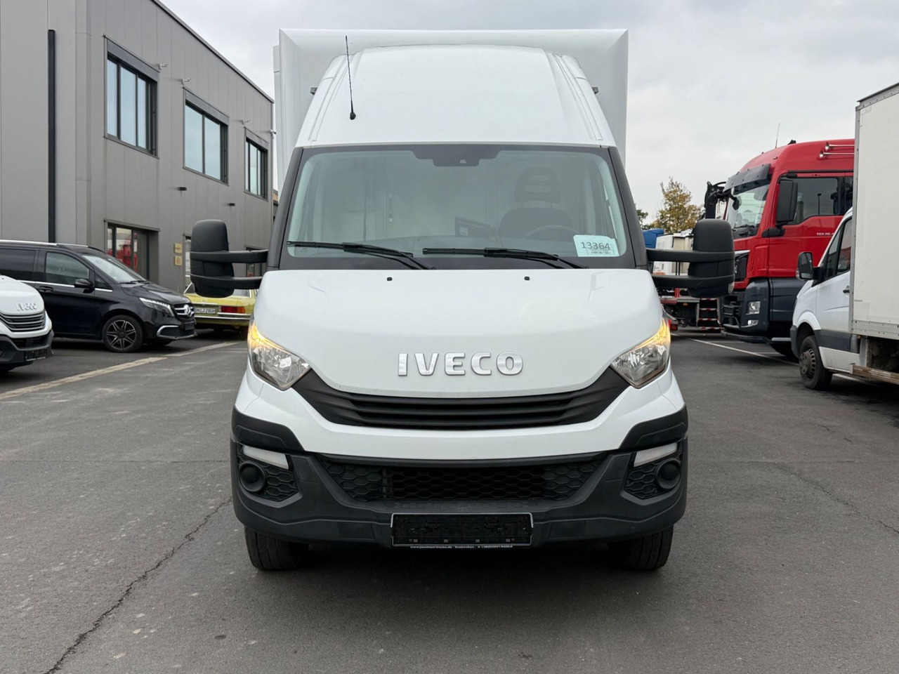 Iveco Daily 70C18 HiMatic / Luft/ Lbw./ Klima/ E6/ Top - 厢式货车:图3 Iveco Daily 70C18 HiMatic / Luft/ Lbw./ Klima/ E6/ Top - 厢式货车:图3