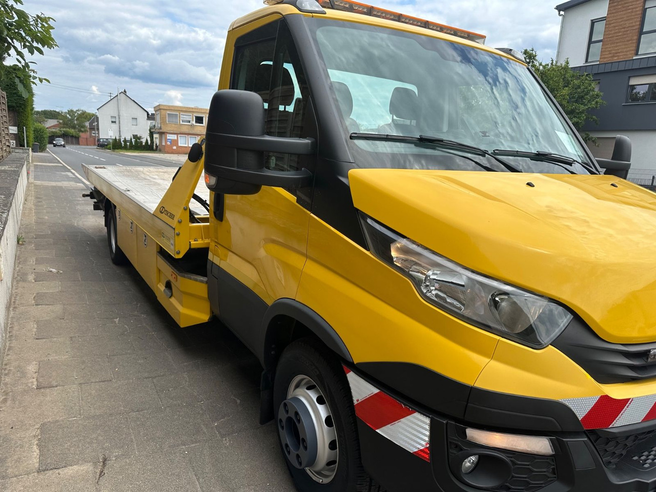 Iveco Daily 70c18 Schiebeplateau/Seilwinde/Funk - 拖吊车:图3 Iveco Daily 70c18 Schiebeplateau/Seilwinde/Funk - 拖吊车:图3
