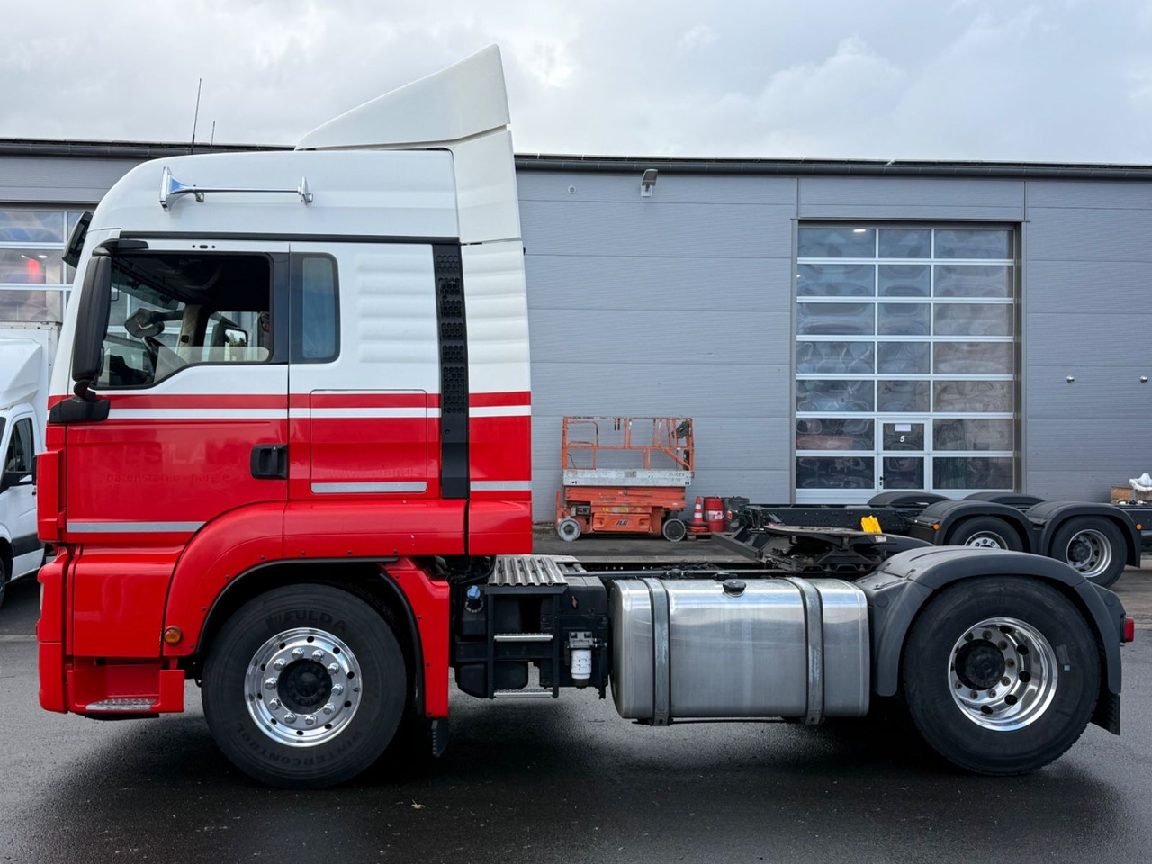 MAN TGS 18.500 LLS, ADR AT, 2x PTO, Retarder, VOLL - 牵引车:图4 MAN TGS 18.500 LLS, ADR AT, 2x PTO, Retarder, VOLL - 牵引车:图4