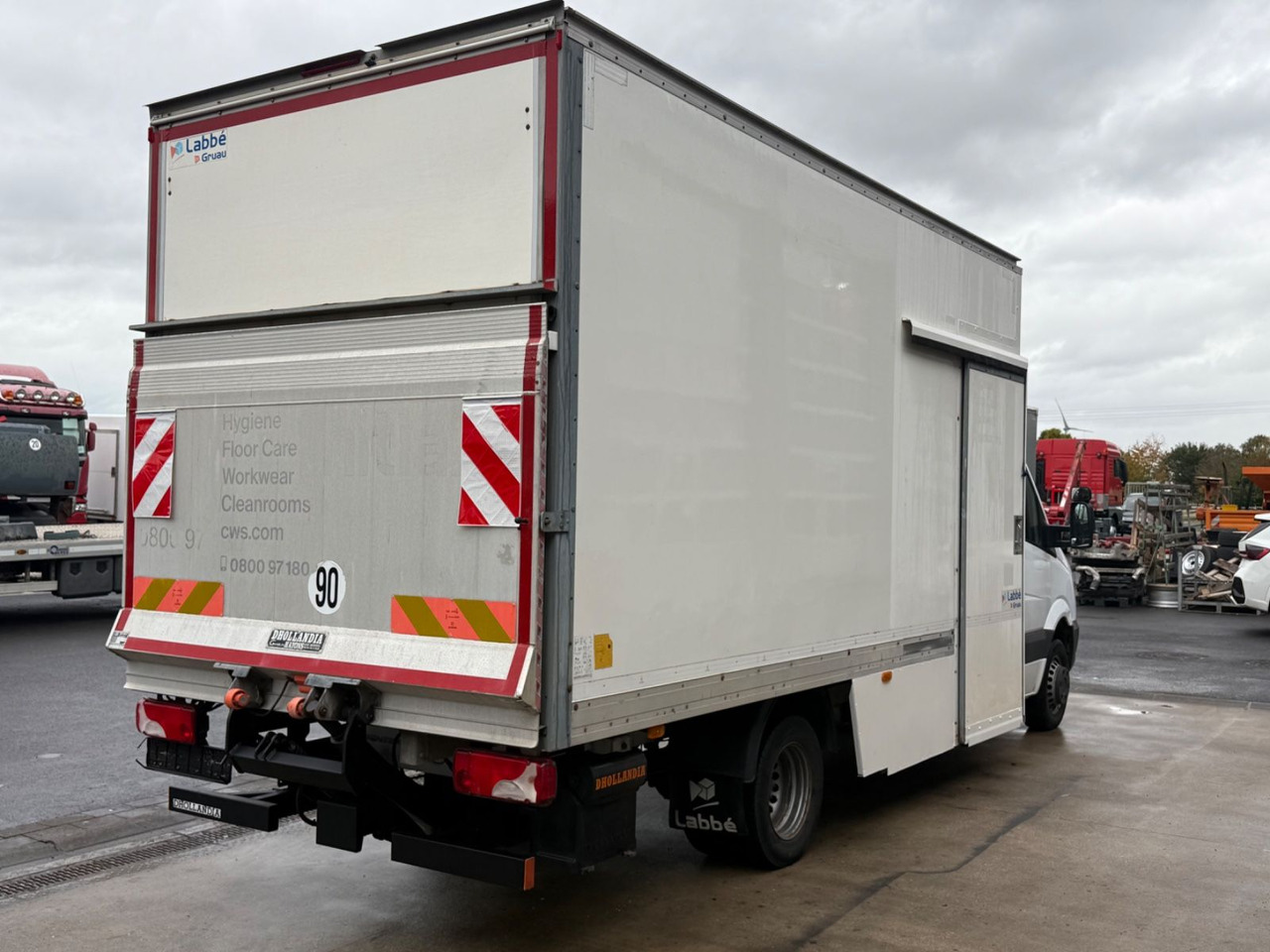 Mercedes-Benz Sprinter II 516 Cdi Koffer / Lbw. / Automatik - 厢式货车:图5 Mercedes-Benz Sprinter II 516 Cdi Koffer / Lbw. / Automatik - 厢式货车:图5