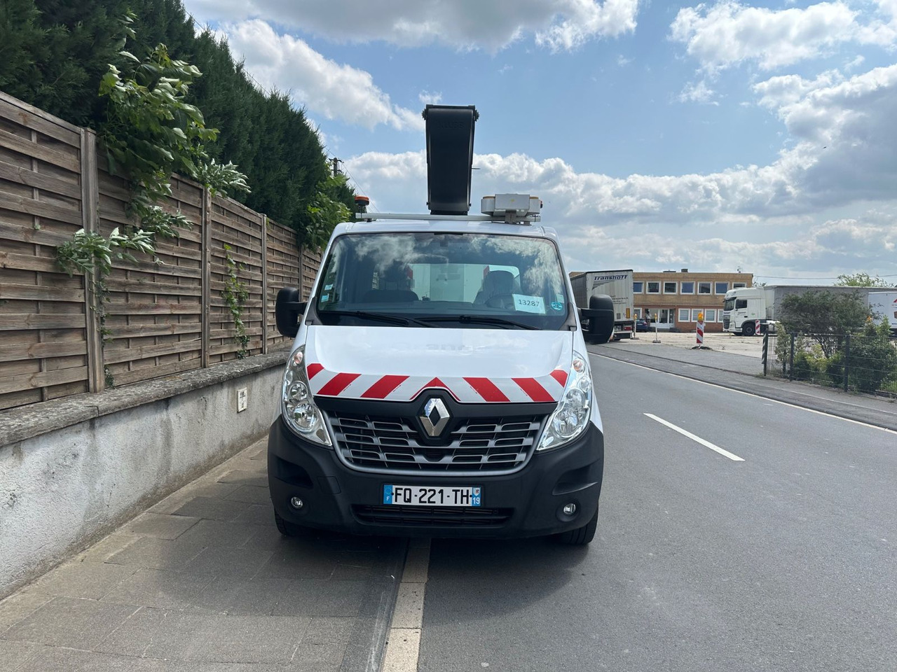 Renault Master III Steiger/11,2m/3,5t/Klubb K26/AHK - 车载空中平台:图2 Renault Master III Steiger/11,2m/3,5t/Klubb K26/AHK - 车载空中平台:图2