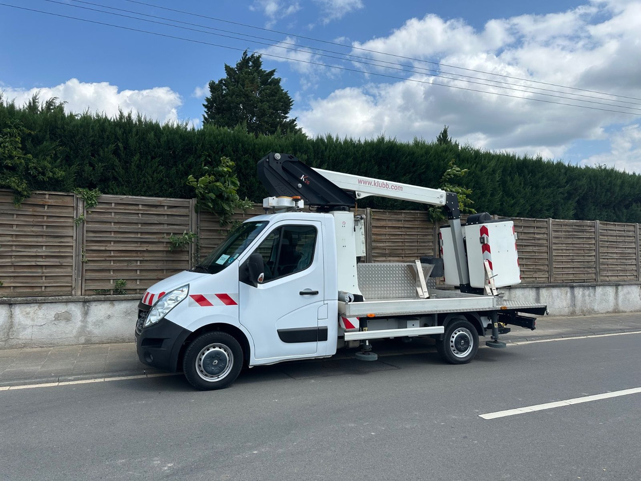 Renault Master III Steiger/11,2m/3,5t/Klubb K26/AHK - 车载空中平台:图1 Renault Master III Steiger/11,2m/3,5t/Klubb K26/AHK - 车载空中平台:图1