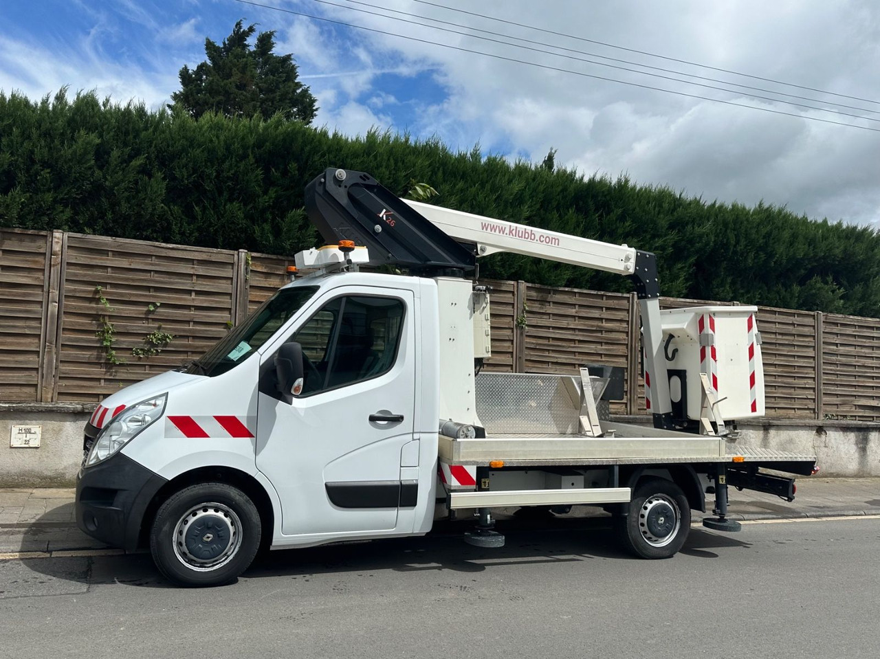 Renault Master III Steiger/11,2m/3,5t/Klubb K26/Klima - 车载空中平台:图1 Renault Master III Steiger/11,2m/3,5t/Klubb K26/Klima - 车载空中平台:图1