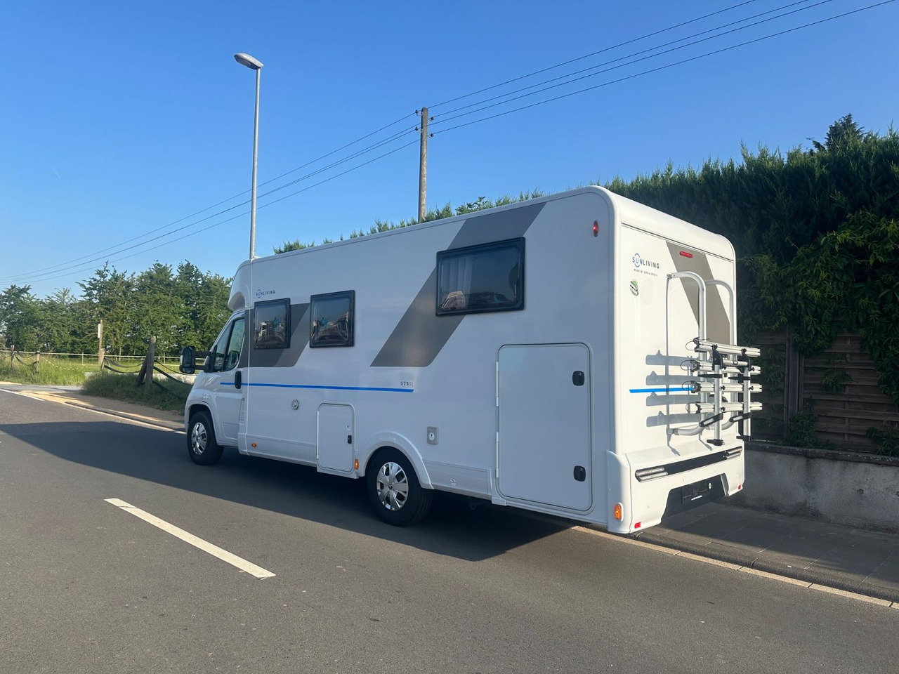 Sun Living S 75 SL XTRA Hubbett/Solar/Panorama/Markise - 半集成房车:图2 Sun Living S 75 SL XTRA Hubbett/Solar/Panorama/Markise - 半集成房车:图2