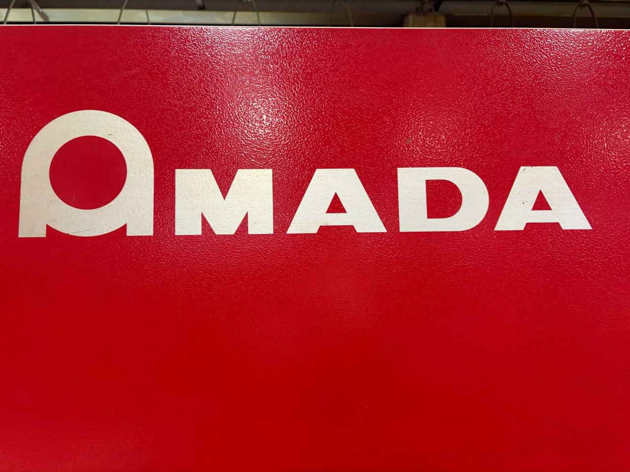 CNC Controlled CO2 Laser Cutting Machine Amada LC 3015 X1 NT - 金属加工机械:图4 CNC Controlled CO2 Laser Cutting Machine Amada LC 3015 X1 NT - 金属加工机械:图4