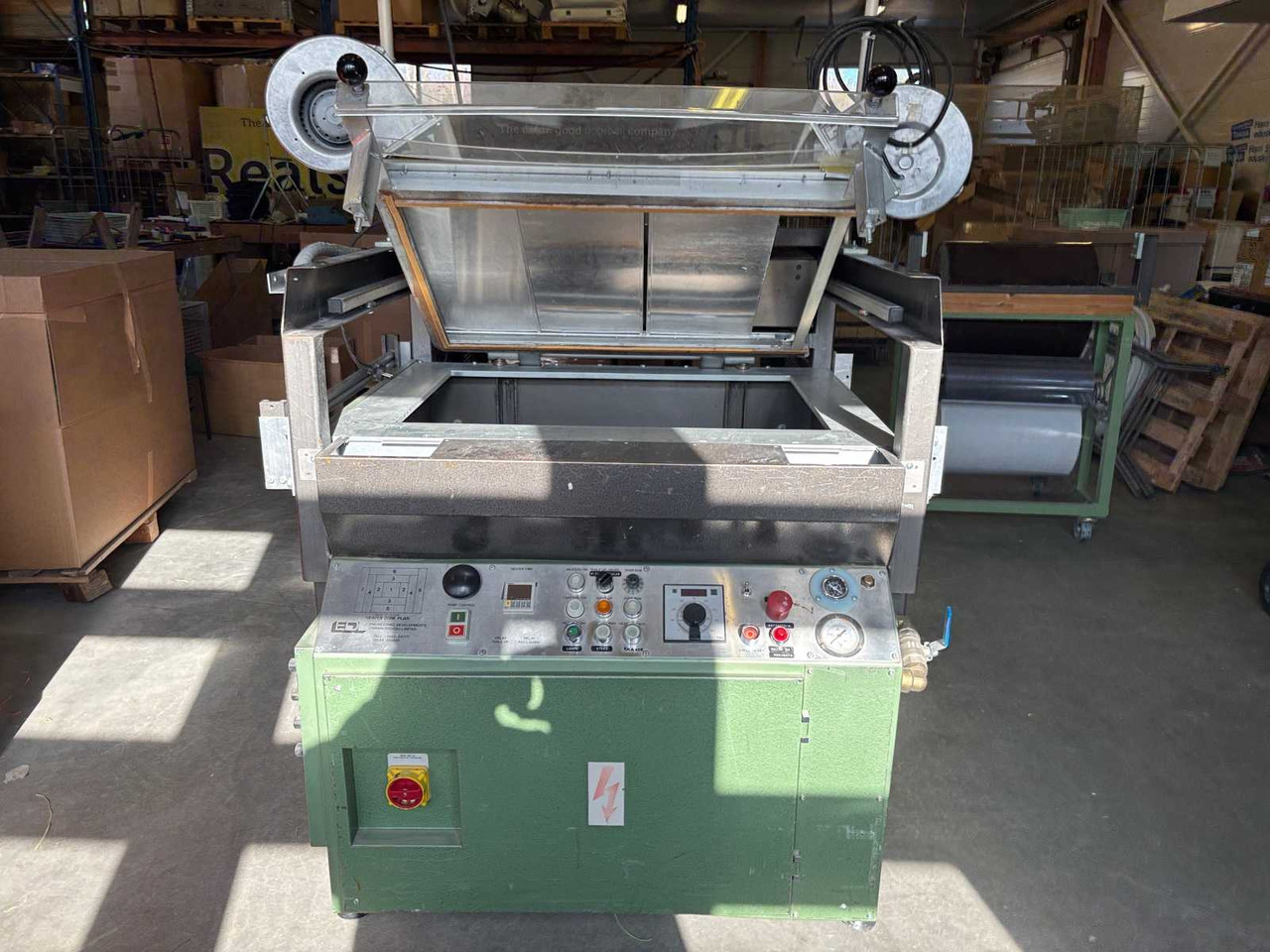 Thermoforming Machine EDL Parnavac VFM - 包装机械:图2 Thermoforming Machine EDL Parnavac VFM - 包装机械:图2