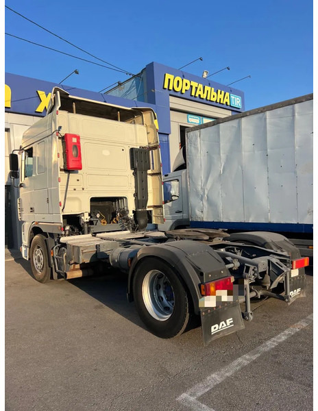 DAF XF 95.480 Manual - 码头牵引车:图3 DAF XF 95.480 Manual - 码头牵引车:图3