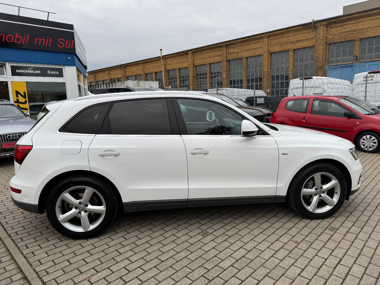 Audi Q5 2.0 TDI CLEAN DIESEL S -LINE XENON LED ACC - 越野车:图5 Audi Q5 2.0 TDI CLEAN DIESEL S -LINE XENON LED ACC - 越野车:图5