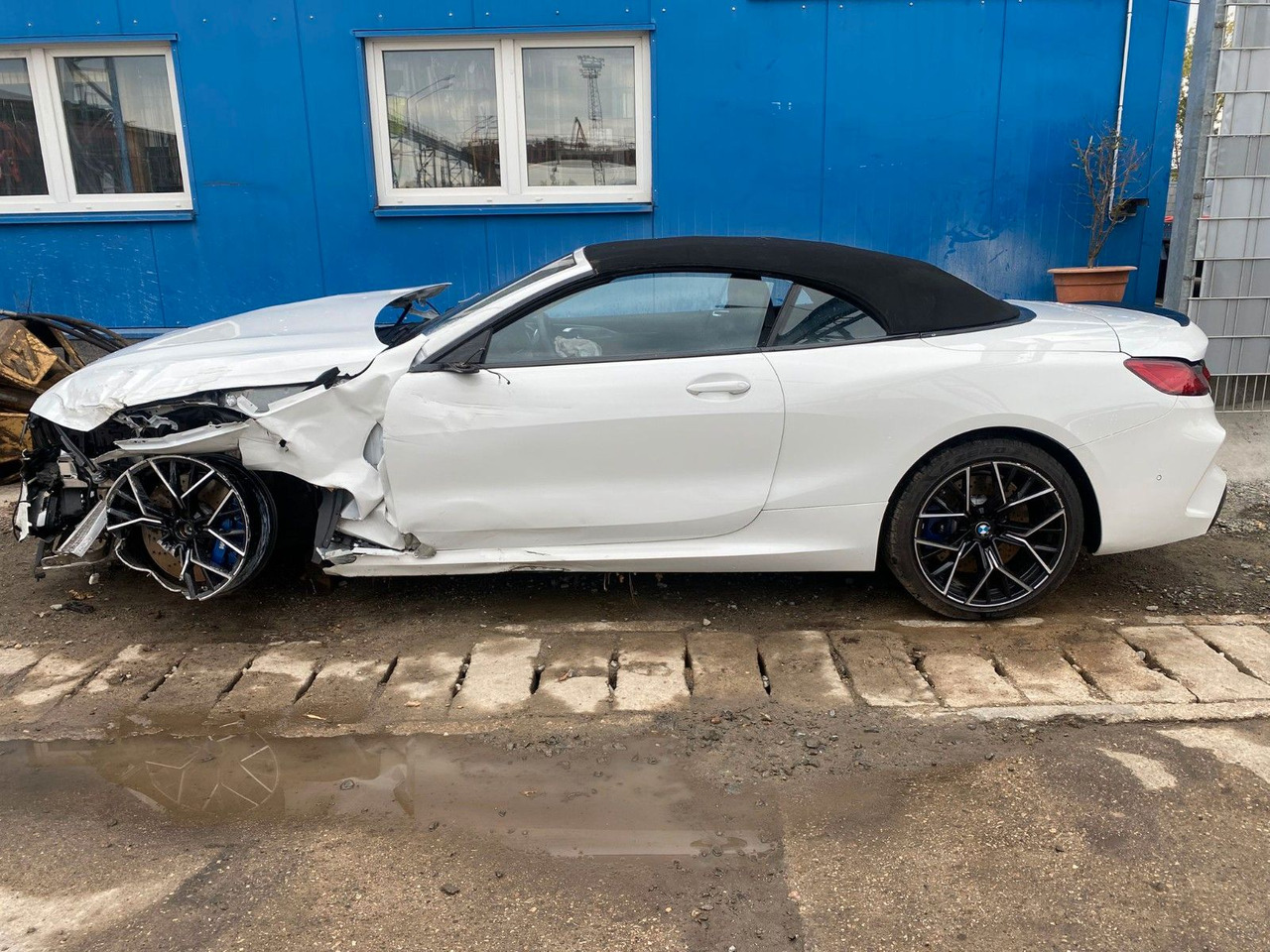 BMW M8 Baureihe M8 Cabrio Competition - 敞篷车:图1 BMW M8 Baureihe M8 Cabrio Competition - 敞篷车:图1