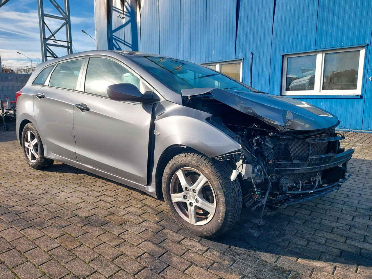 Hyundai i30 cw Classic Klima - 旅行车:图2 Hyundai i30 cw Classic Klima - 旅行车:图2