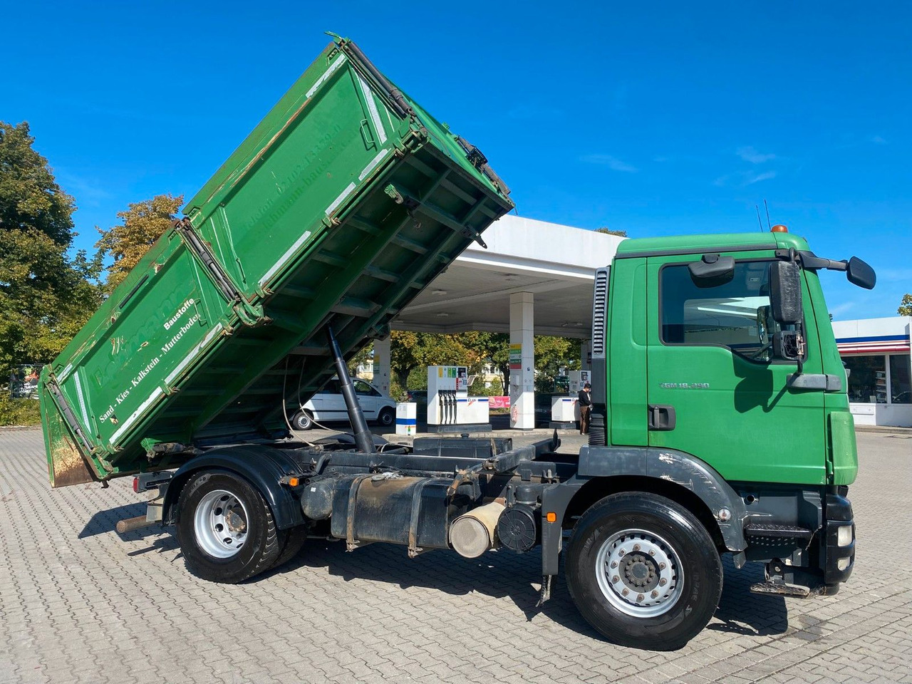MAN TGM 18.290 4X4 ALLRAD KLIMA DREISEITENKIPPER - 翻斗车:图1 MAN TGM 18.290 4X4 ALLRAD KLIMA DREISEITENKIPPER - 翻斗车:图1