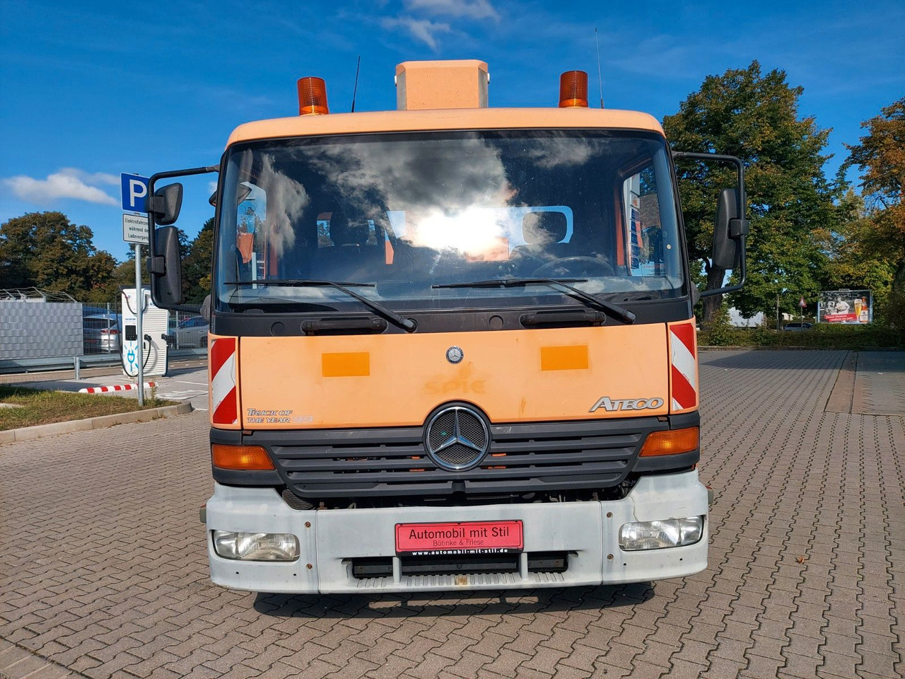 Mercedes-Benz ATEGO 1323 HUBSTEIGER WUMAG WT220H - 车载空中平台:图2 Mercedes-Benz ATEGO 1323 HUBSTEIGER WUMAG WT220H - 车载空中平台:图2