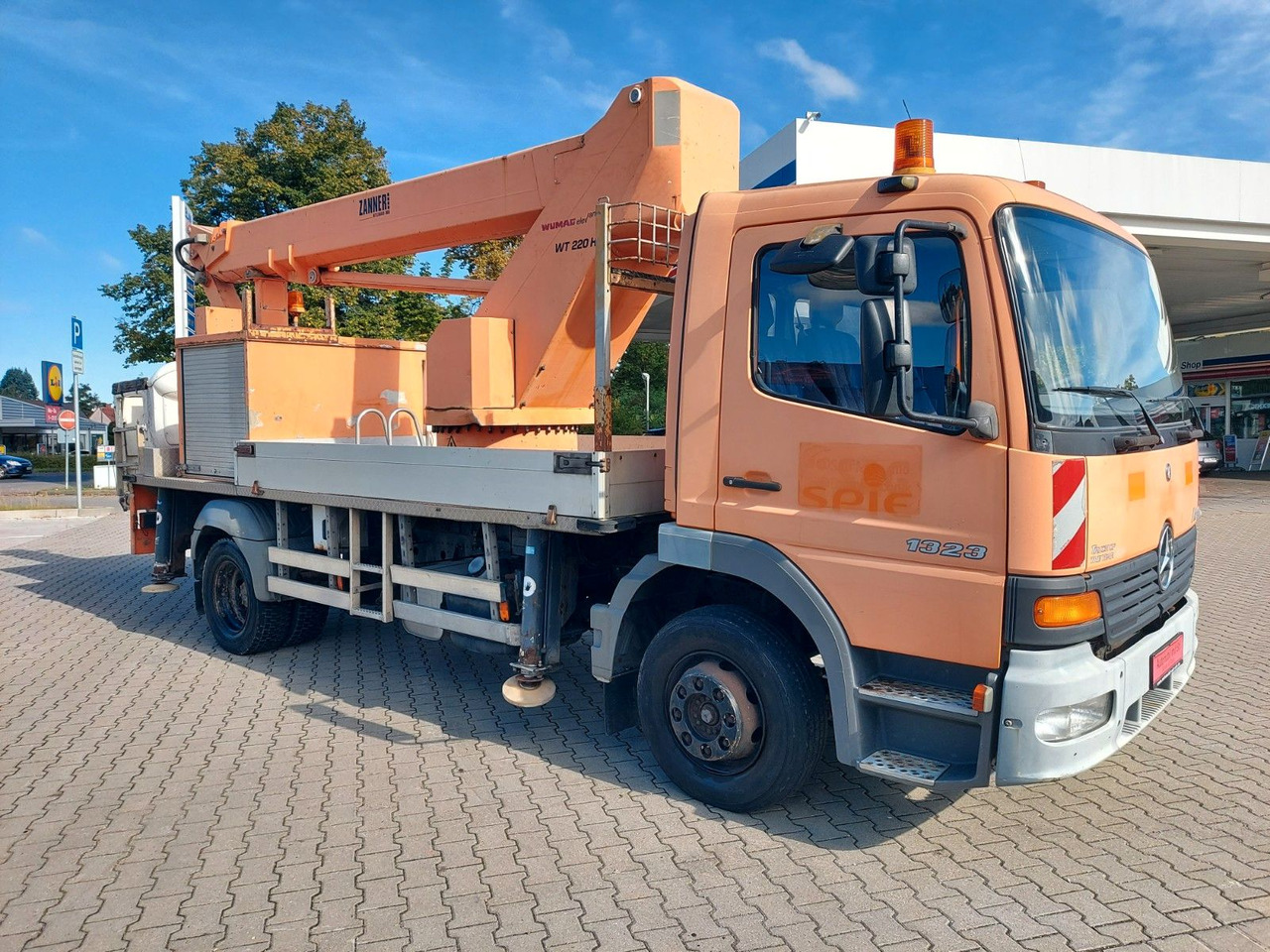 Mercedes-Benz ATEGO 1323 HUBSTEIGER WUMAG WT220H - 车载空中平台:图3 Mercedes-Benz ATEGO 1323 HUBSTEIGER WUMAG WT220H - 车载空中平台:图3