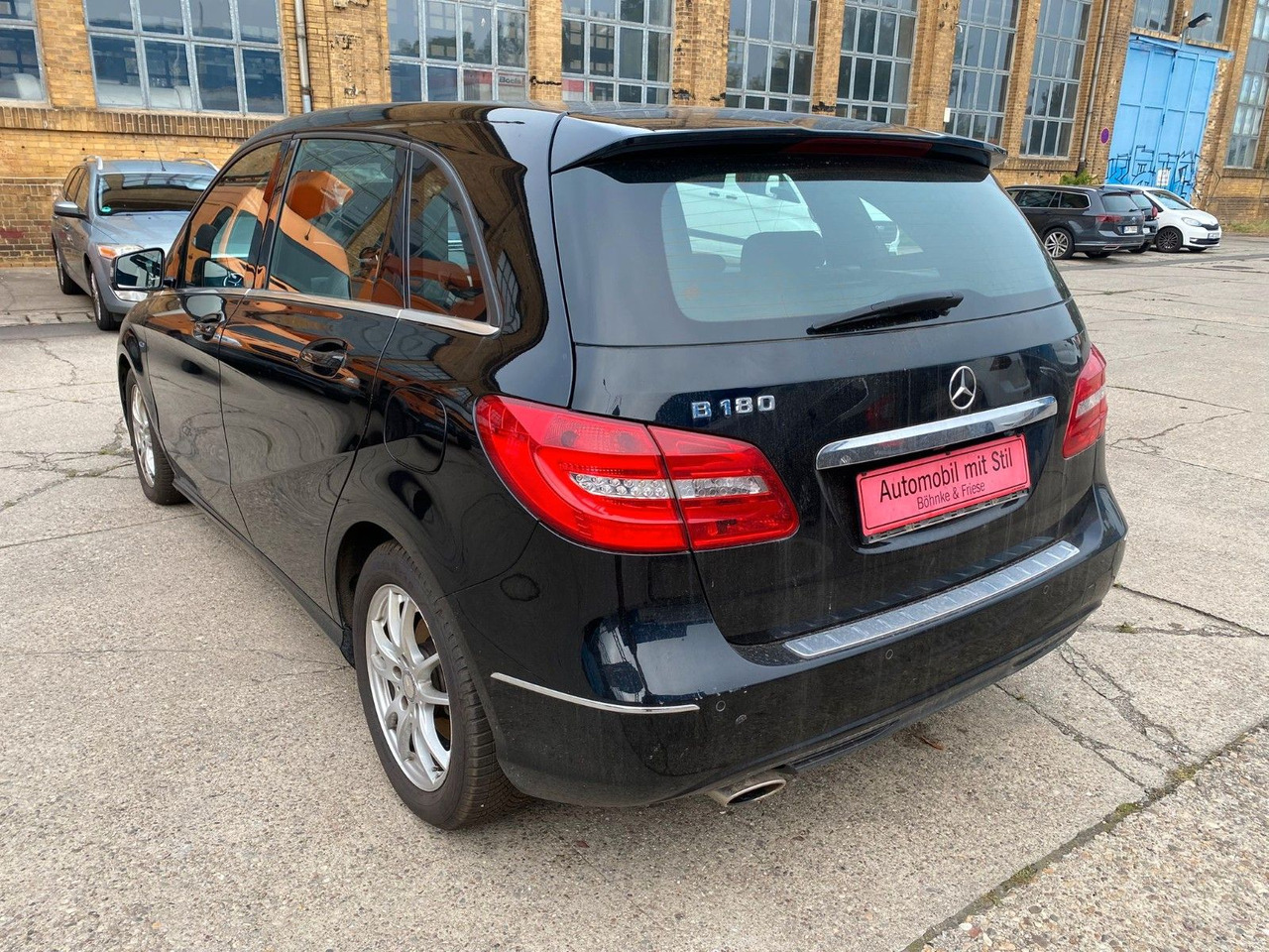 Mercedes-Benz B 180 B -Klasse B 180 Autom. Xenon Navi - 轿车:图4 Mercedes-Benz B 180 B -Klasse B 180 Autom. Xenon Navi - 轿车:图4