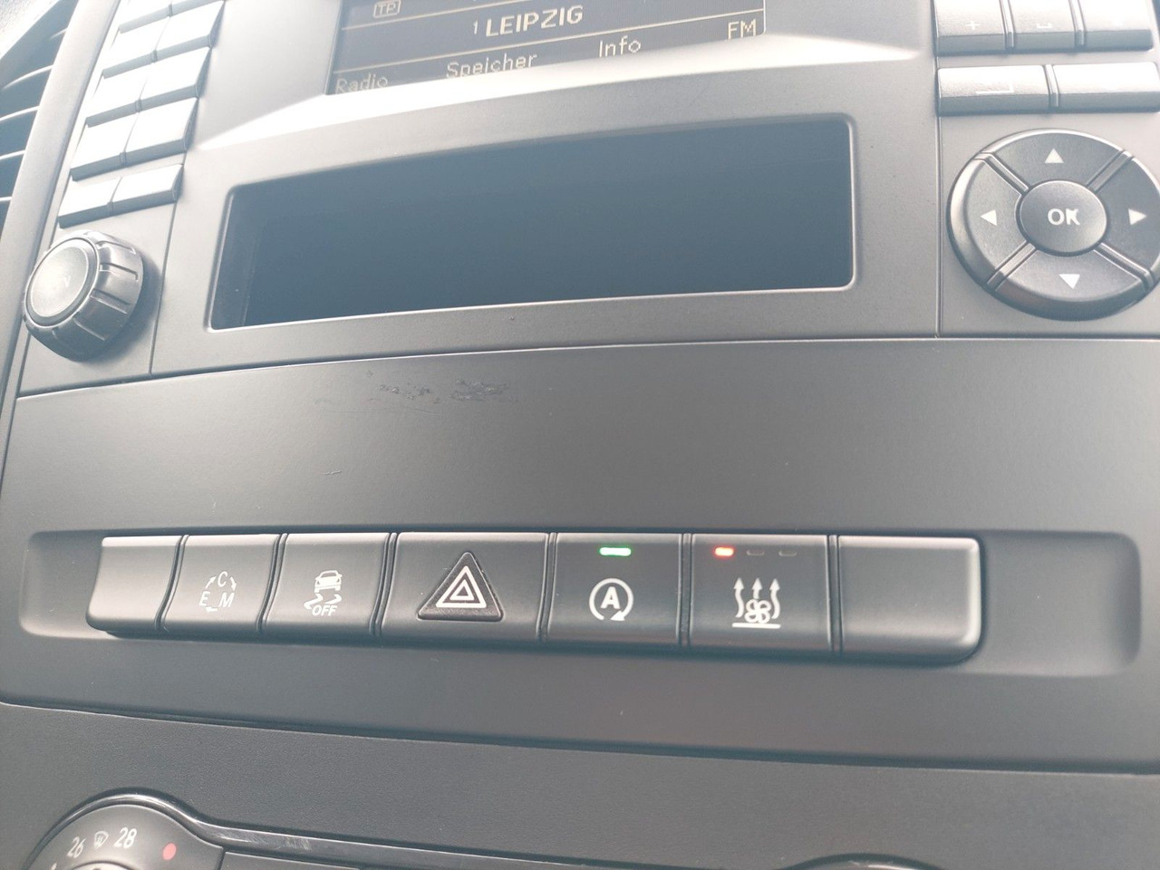 Mercedes-Benz Vito Mixto 114 4MATIC Extra lang Autom. KLIMA - 小型客车:图3 Mercedes-Benz Vito Mixto 114 4MATIC Extra lang Autom. KLIMA - 小型客车:图3