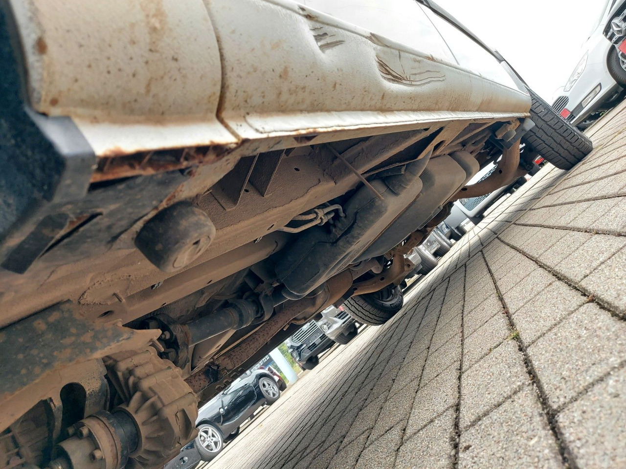 Mercedes-Benz Vito Mixto 4x4 116 extralang Automatik 5 Sitze 租赁 Mercedes-Benz Vito Mixto 4x4 116 extralang Automatik 5 Sitze：图29