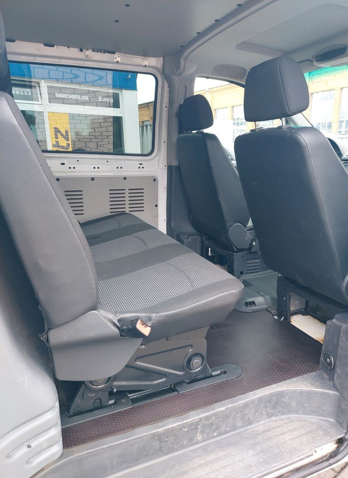 Mercedes-Benz Vito Mixto 4x4 116 extralang Automatik 5 Sitze 租赁 Mercedes-Benz Vito Mixto 4x4 116 extralang Automatik 5 Sitze：图21