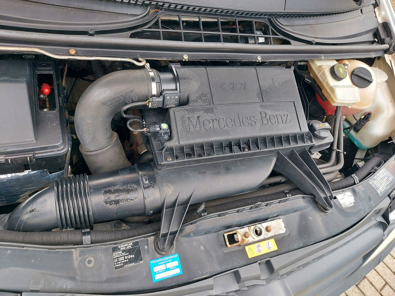 Mercedes-Benz Vito Mixto 4x4 116 extralang Automatik 5 Sitze 租赁 Mercedes-Benz Vito Mixto 4x4 116 extralang Automatik 5 Sitze：图23