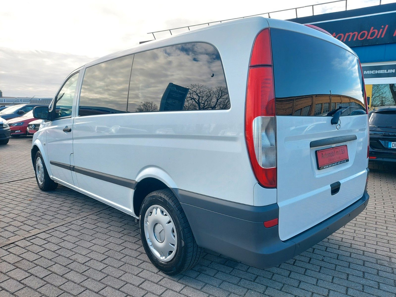 Mercedes-Benz Vito V6 165 KW 224 PS KLIMA Standheiz. SHZ TEMPO - 小型客车:图5 Mercedes-Benz Vito V6 165 KW 224 PS KLIMA Standheiz. SHZ TEMPO - 小型客车:图5