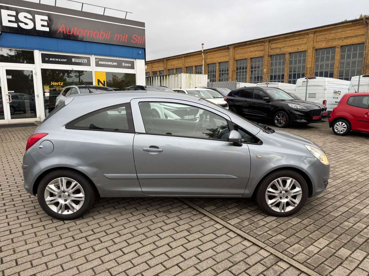 Opel Corsa D Edition KLIMA ALLWETTER REIFEN TÜV 26 - 汽车:图5 Opel Corsa D Edition KLIMA ALLWETTER REIFEN TÜV 26 - 汽车:图5