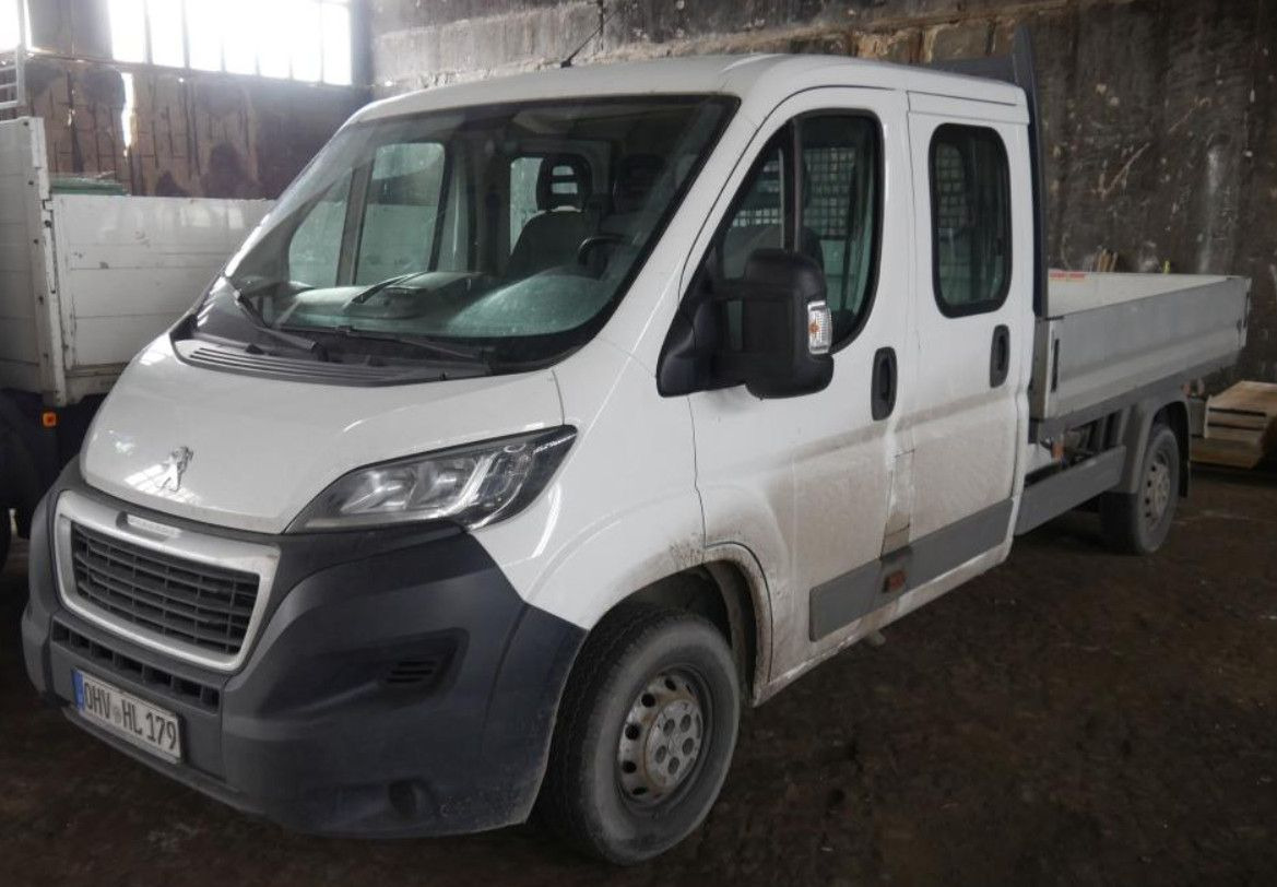 Peugeot Boxer Pritsche Doka. 335 L3 BlueHDi 130 Klima - 平板货车, 康比货车:图1 Peugeot Boxer Pritsche Doka. 335 L3 BlueHDi 130 Klima - 平板货车, 康比货车:图1