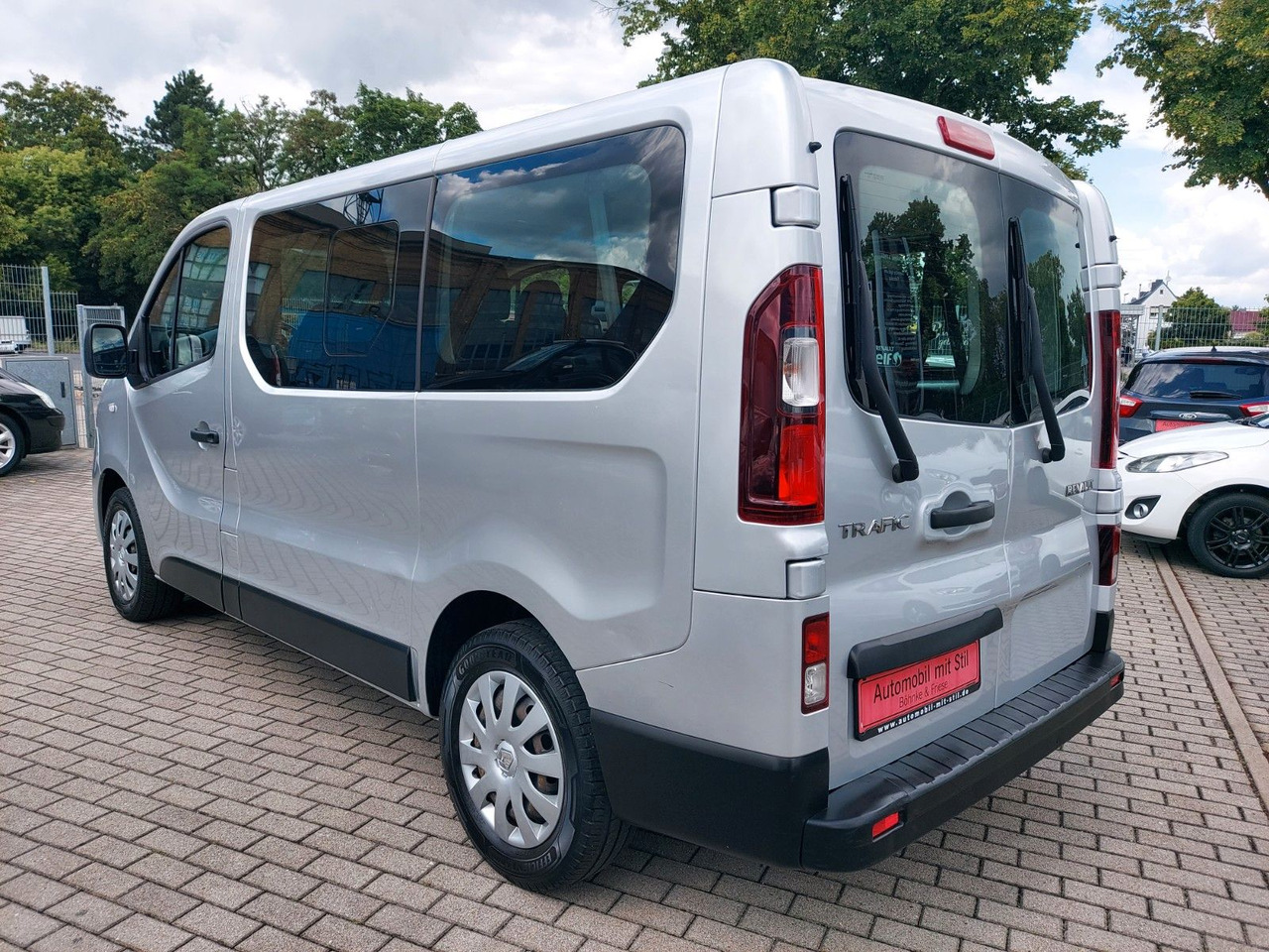 Renault Trafic Combi L1H1 2,7t Expression Klima - 小型客车:图5 Renault Trafic Combi L1H1 2,7t Expression Klima - 小型客车:图5