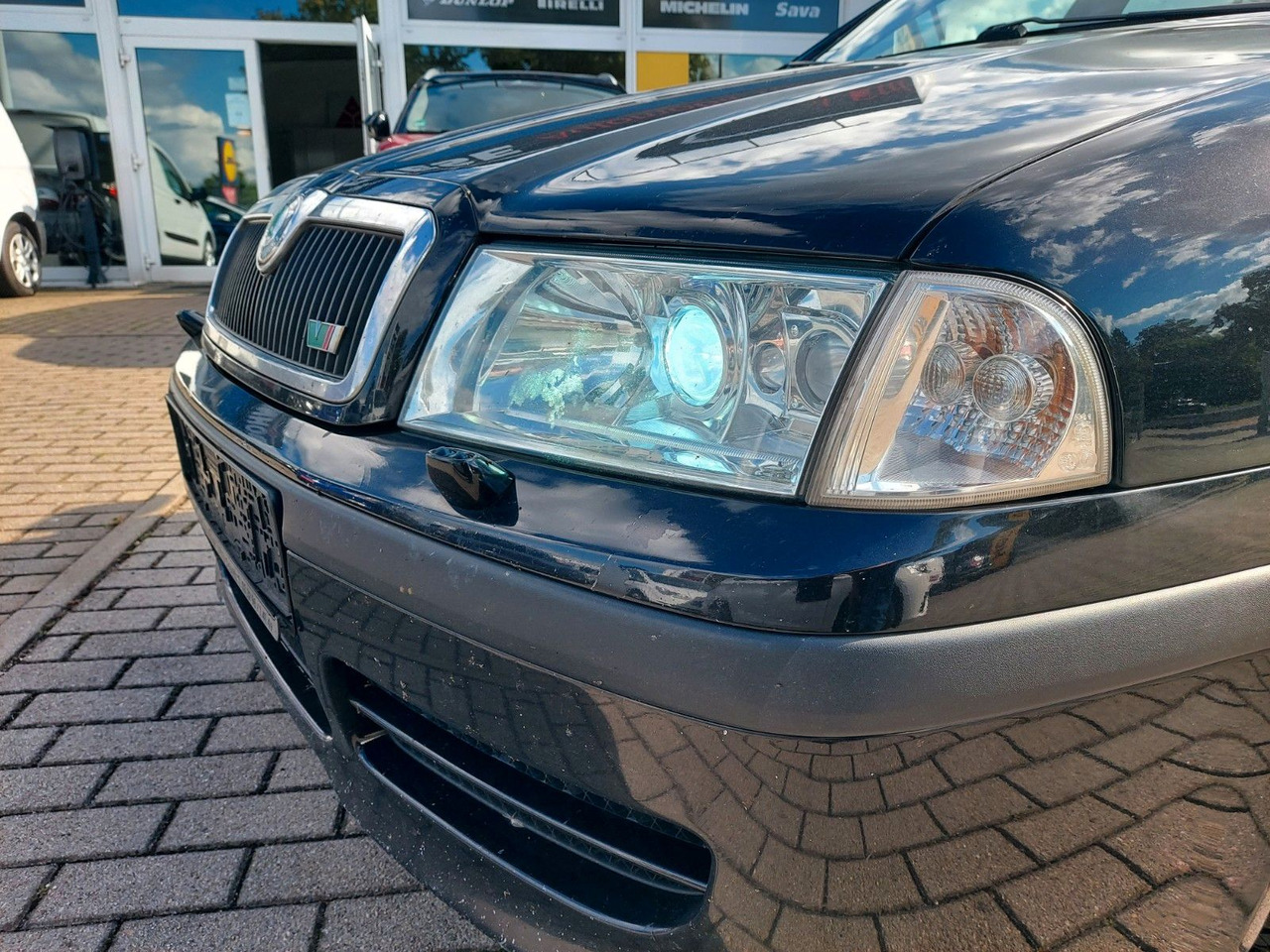 Skoda Octavia Combi RS Xenon DAB Teilleder AHK - 旅行车:图2 Skoda Octavia Combi RS Xenon DAB Teilleder AHK - 旅行车:图2
