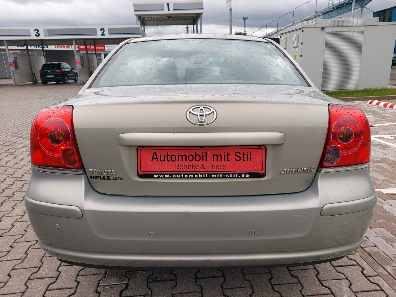 Toyota Avensis 1.8 VVT Lim. Klima Sitzheizung - 轿车:图5 Toyota Avensis 1.8 VVT Lim. Klima Sitzheizung - 轿车:图5