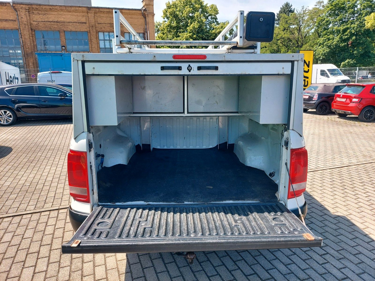 Volkswagen Amarok DoubleCab Klima AHK - 越野车:图3 Volkswagen Amarok DoubleCab Klima AHK - 越野车:图3