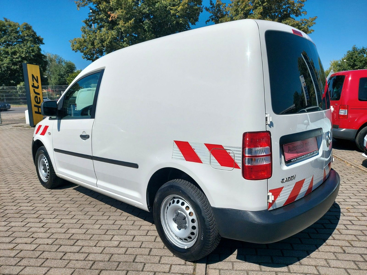 Volkswagen Caddy Kasten Kombi 2 Sitze Klima M+S - 小型客车:图5 Volkswagen Caddy Kasten Kombi 2 Sitze Klima M+S - 小型客车:图5