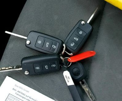 Volkswagen Caddy Maxi 5 SITZE lang KLIMA AHK - 小型客车:图5 Volkswagen Caddy Maxi 5 SITZE lang KLIMA AHK - 小型客车:图5