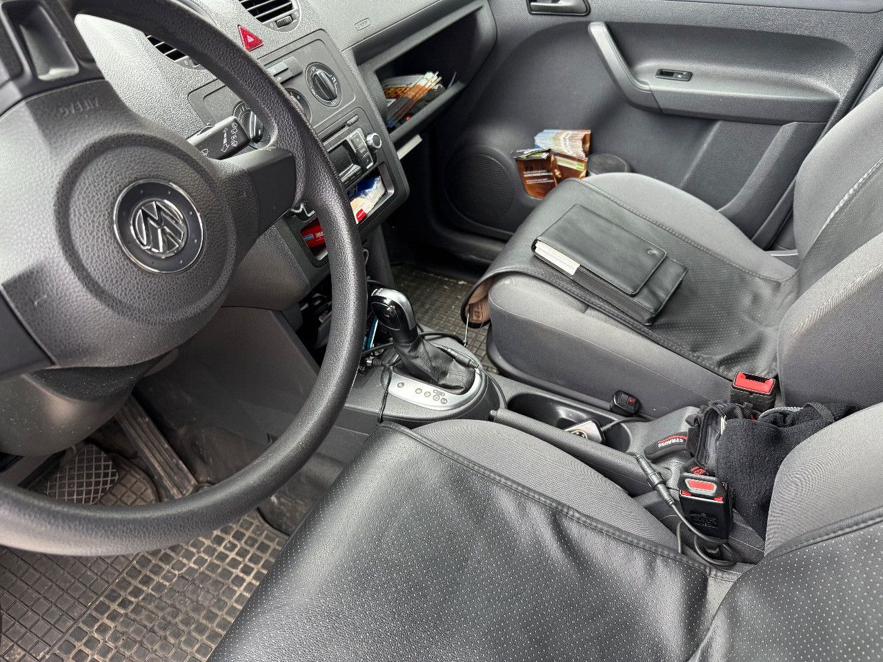 Volkswagen Caddy Maxi Kasten/Kombi Maxi DSG KLIMA AHK - 小型客车:图2 Volkswagen Caddy Maxi Kasten/Kombi Maxi DSG KLIMA AHK - 小型客车:图2