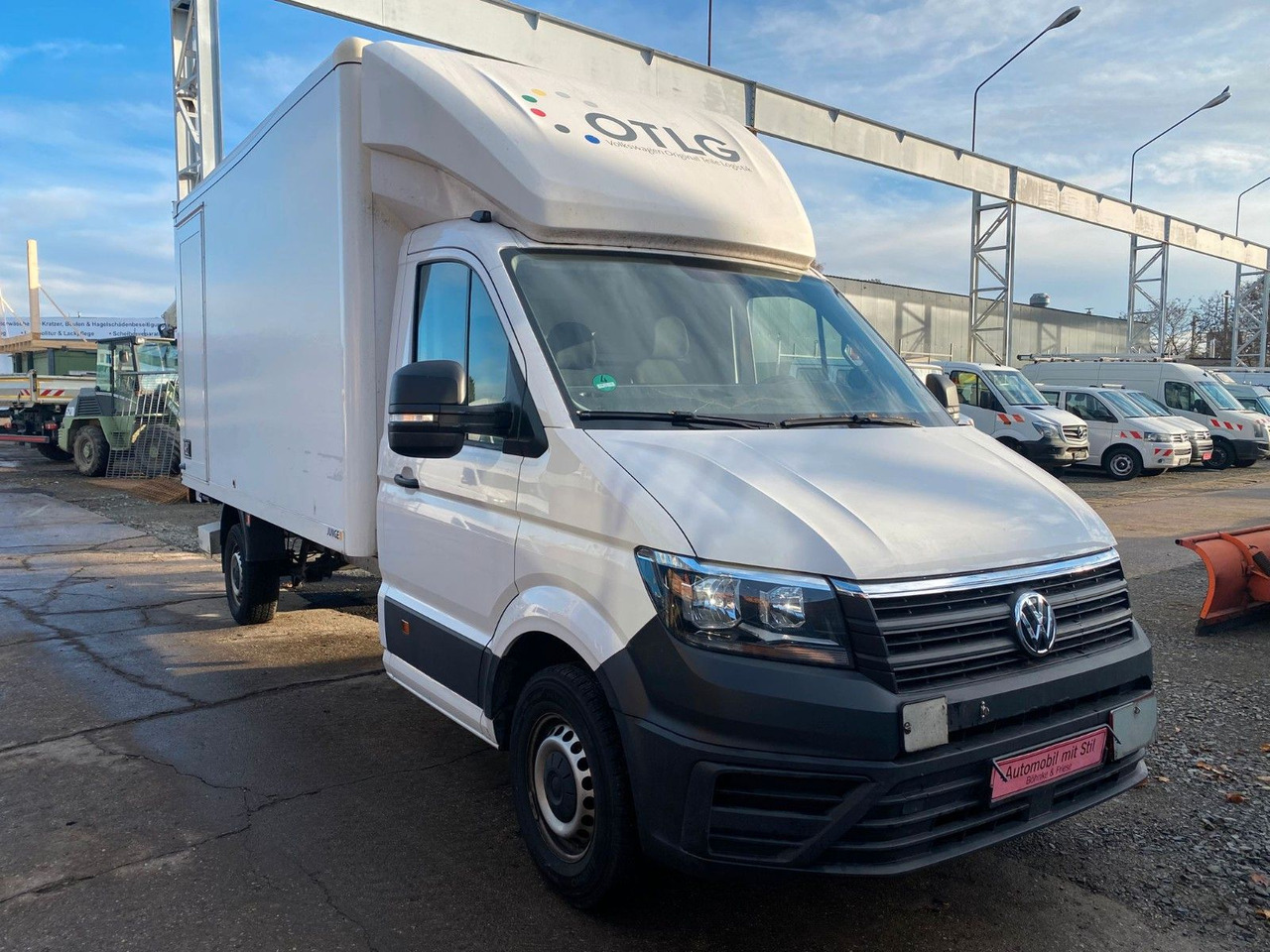 Volkswagen Crafter Pritsche Koffer 35 lang Bär LBW 750 - 厢式货车:图2 Volkswagen Crafter Pritsche Koffer 35 lang Bär LBW 750 - 厢式货车:图2