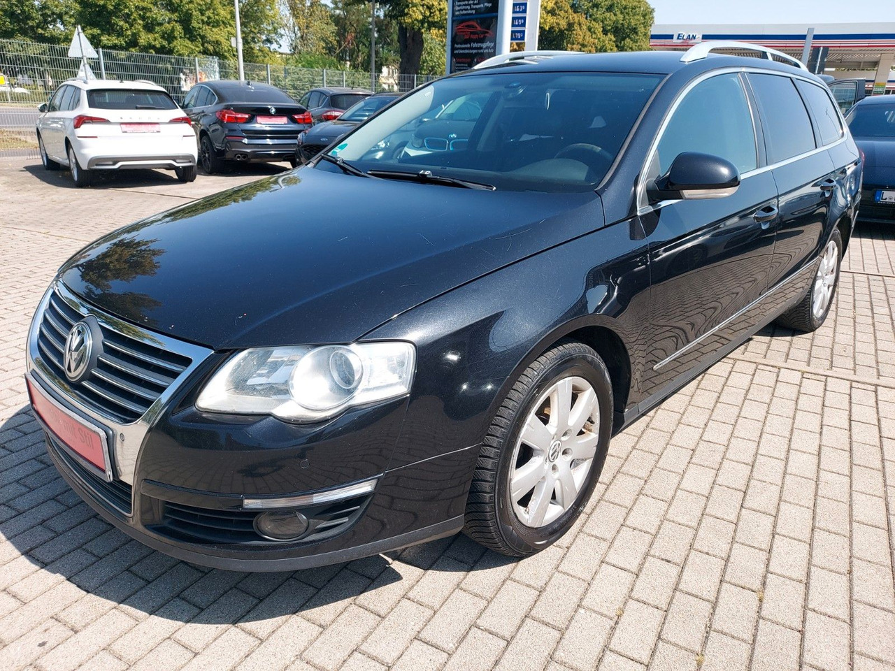 Volkswagen Passat Variant Highline Automatik Navi Leder AHK - 旅行车:图3 Volkswagen Passat Variant Highline Automatik Navi Leder AHK - 旅行车:图3