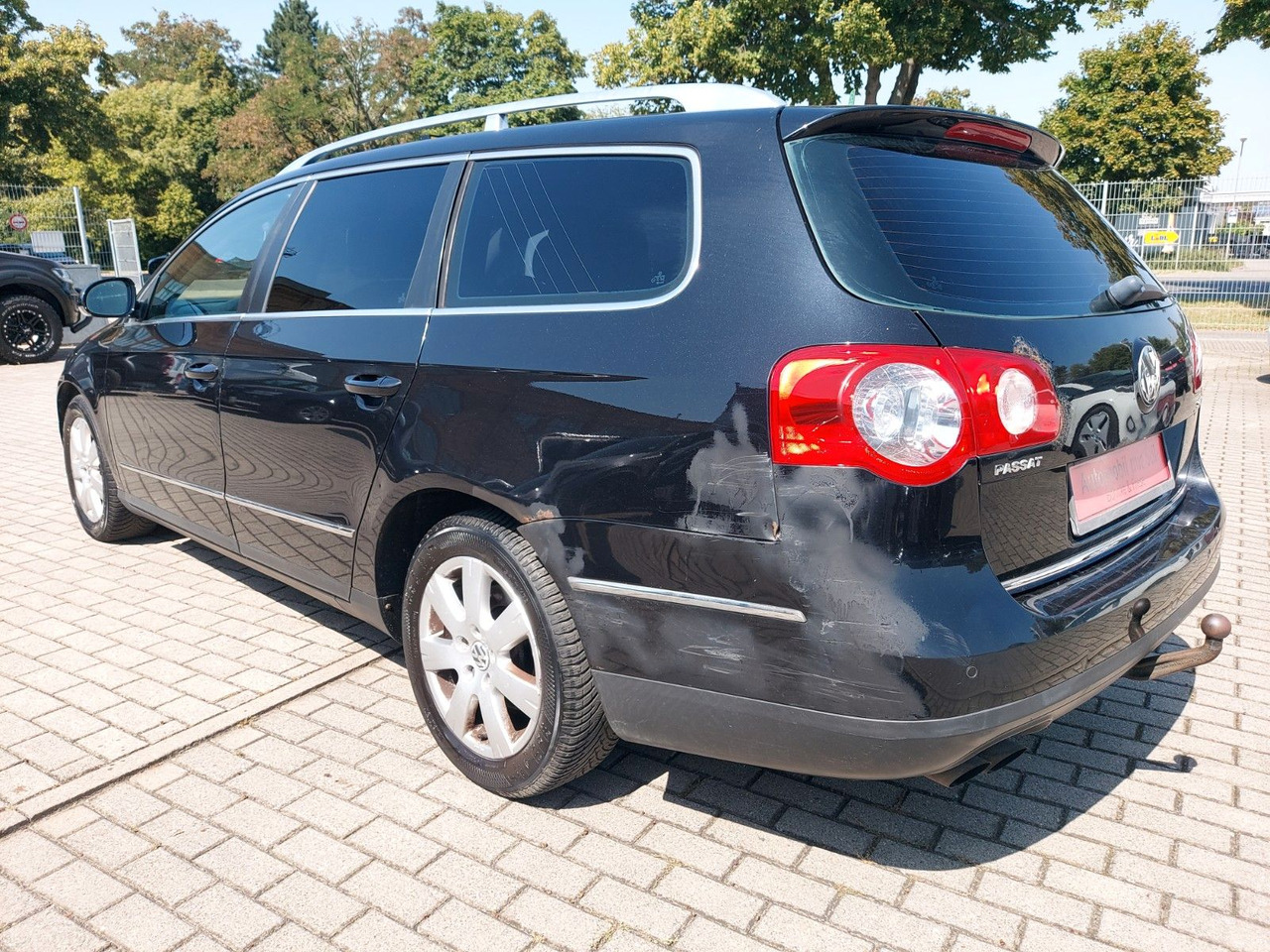 Volkswagen Passat Variant Highline Automatik Navi Leder AHK - 旅行车:图4 Volkswagen Passat Variant Highline Automatik Navi Leder AHK - 旅行车:图4