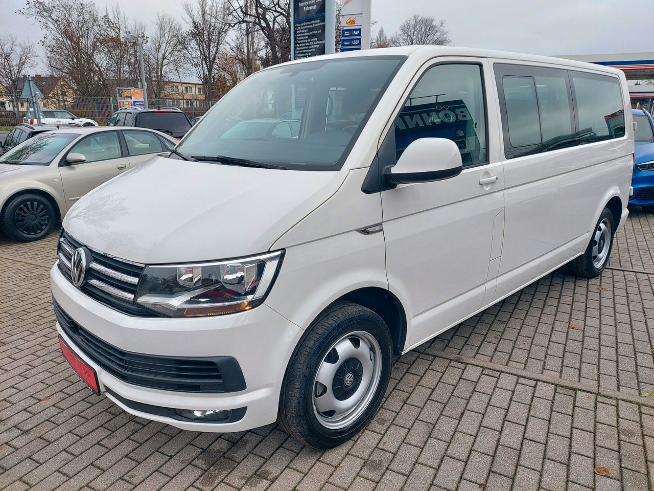 Volkswagen T6 Caravelle Comfortline Lang DSG 8 Sitze ACC - 小型客车:图5 Volkswagen T6 Caravelle Comfortline Lang DSG 8 Sitze ACC - 小型客车:图5