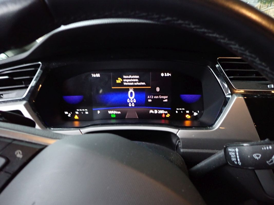 Volkswagen Touran 2.0 TDI SCR DSG Comfortline TAXI LED NAVI - 小型客车:图4 Volkswagen Touran 2.0 TDI SCR DSG Comfortline TAXI LED NAVI - 小型客车:图4